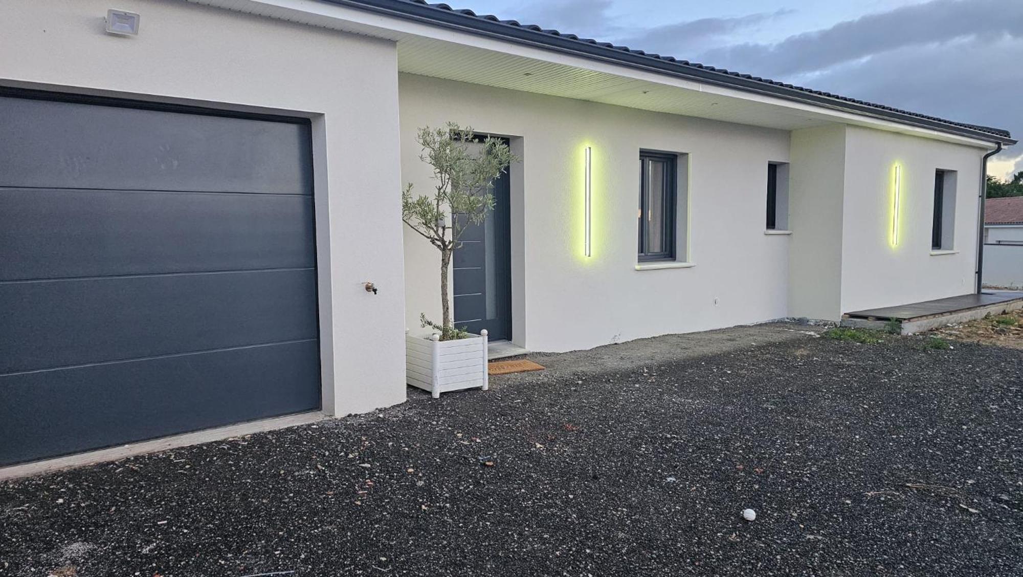 Nesehome, Maison A Proximite Du Futuroscope Montamisé Eksteriør billede